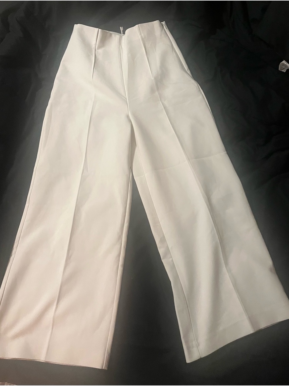 Reserved Wide-Leg High-Waist White Trousers